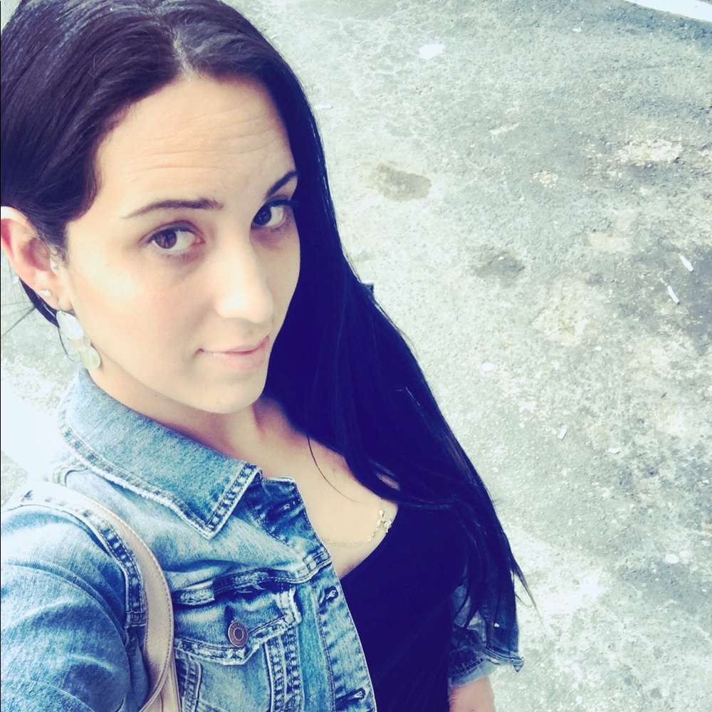 Meet your Posher, Jessica